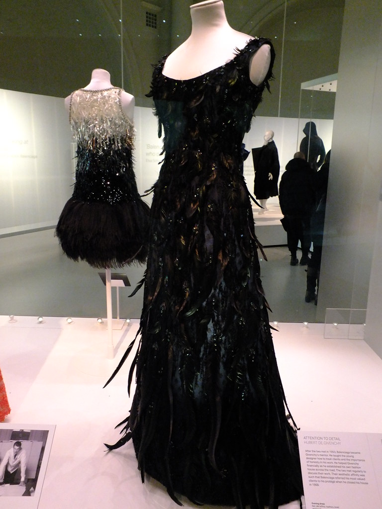 search image 2 Hubert de Givenchy 2