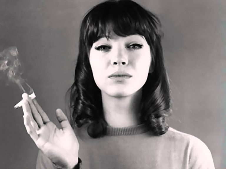 Anna Karina Valeur Nette, Âge, Taille, Famille, Petit Ami, Religion Et Carrière