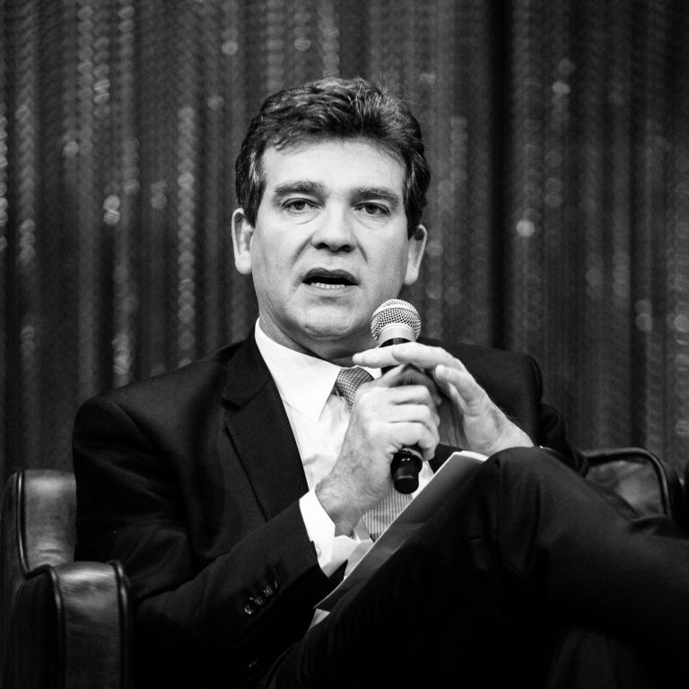 Arnaud Montebourg Enfants, Parents, Partenaire, Âge, Taille, Valeur Nette