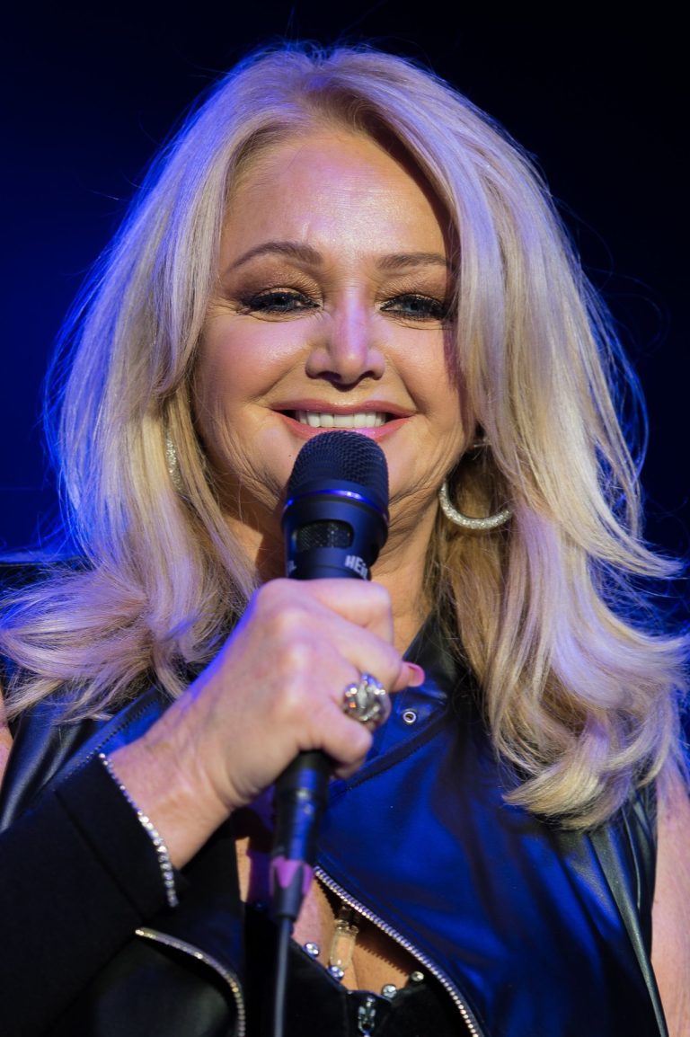 Bonnie Tyler Âge, Taille, Valeur Nette, Enfants, Parents Et Partenaire