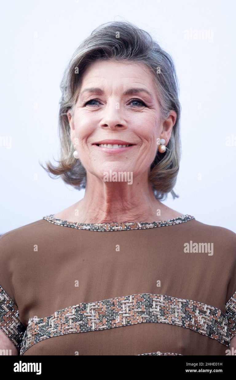 Caroline De Monaco Enfants, Parents, Partenaire, Âge, Taille, Valeur Nette