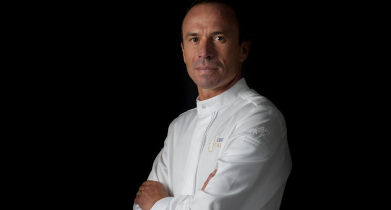 Christophe Hay Religion, Carrière, Valeur Nette, Âge, Taille, Famille, Petite Amie