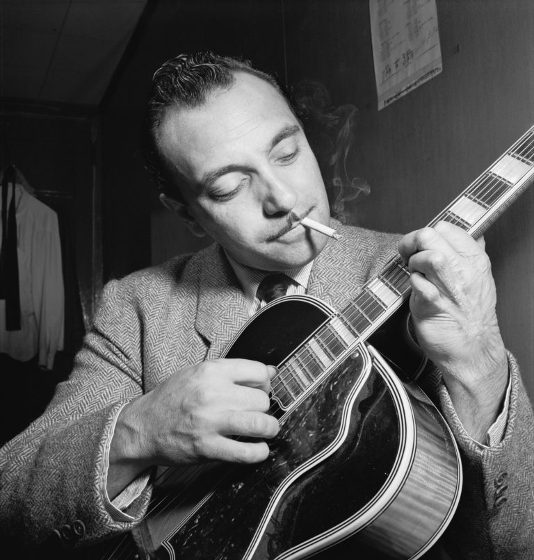 Django Reinhardt Ville Natale, Valeur Nette, Petite Amie, Enfants,Biographie