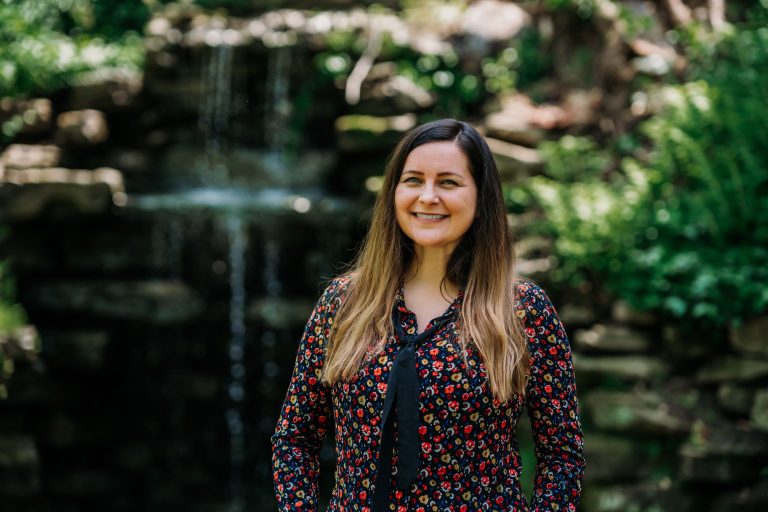 Emery Lord Ville Natale, Valeur Nette, Petit Ami, Enfants, Biographie