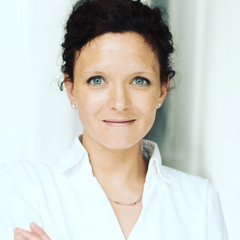 Fanny Rey Ville Natale, Valeur Nette, Petit Ami, Enfants, Biographie