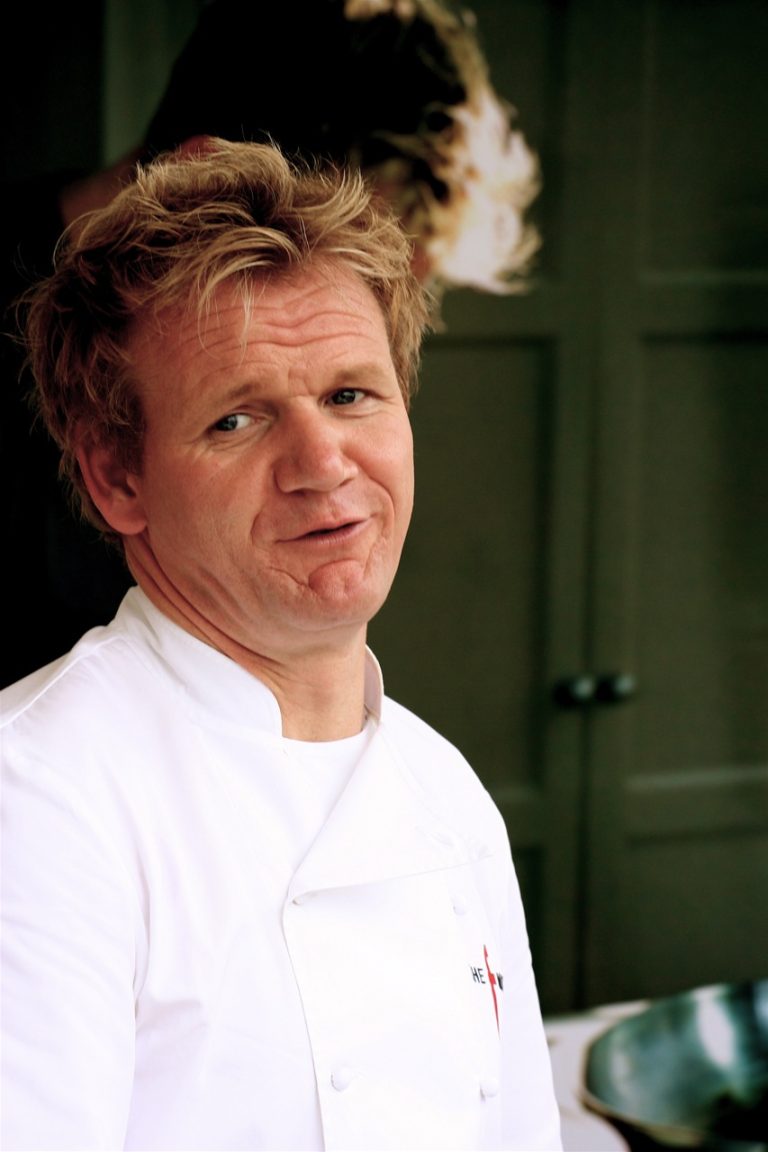 Gordon Ramsay Religion, Carrière, Valeur Nette, Âge, Taille, Famille, Petite Amie