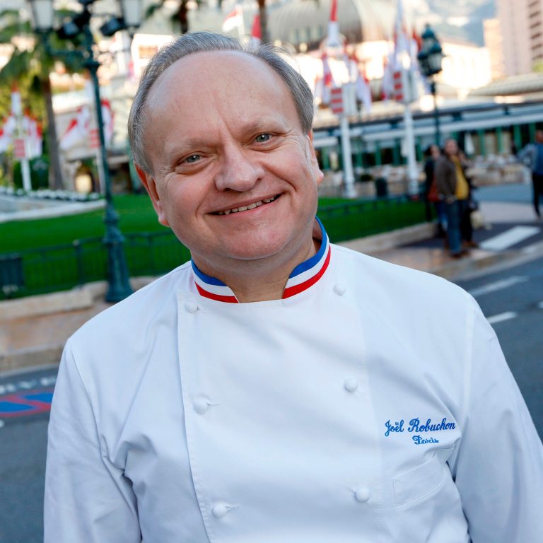 Joel Robuckers Valeur Nette, Âge, Taille, Famille, Petite Amie, Religion Et Carrière