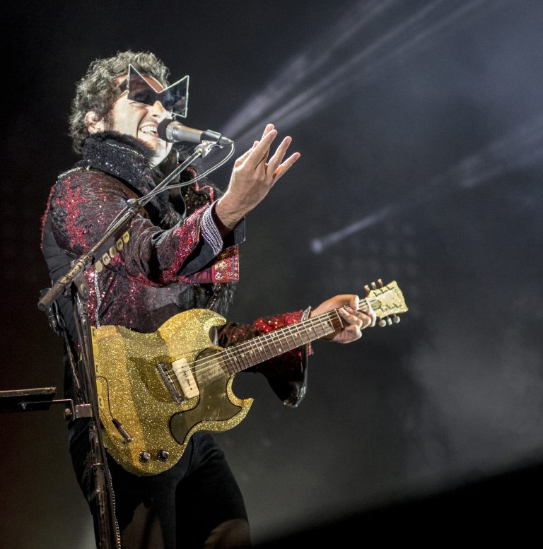 Matthieu Chedid Biographie, Ville Natale, Valeur Nette, Petite Amie Et Enfants