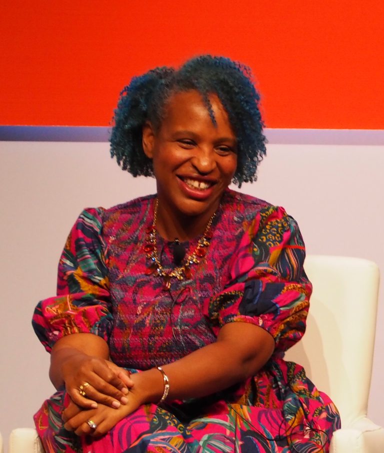 Nicola Yoon Famille, Petit Ami, Religion, Carrière, Valeur Nette, Âge, Taille