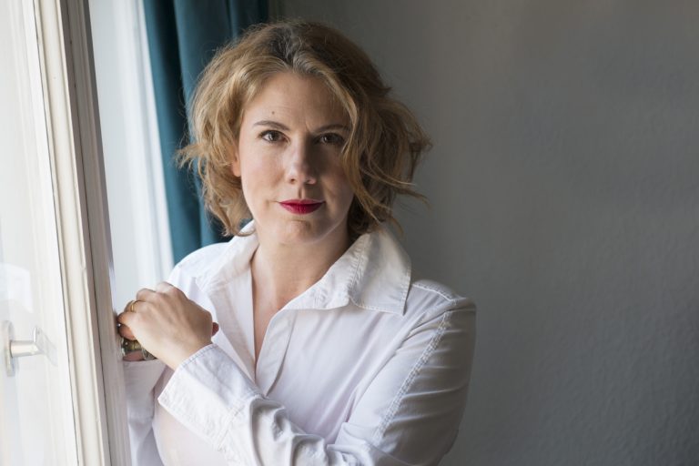 Nina George Partenaire, Âge, Enfants, Poids, Actifs, Parents