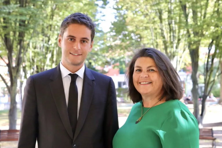 Que Font Les Parents De Gabriel Attal