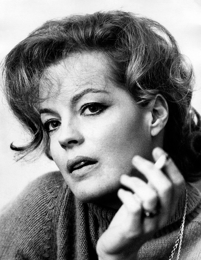 Romy Schneider - scrap_google_ccl