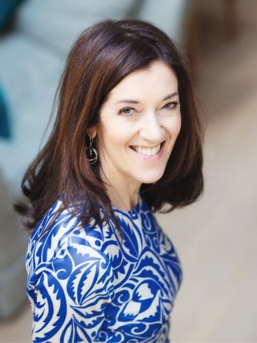 Victoria Hislop - scrap_google_ccl