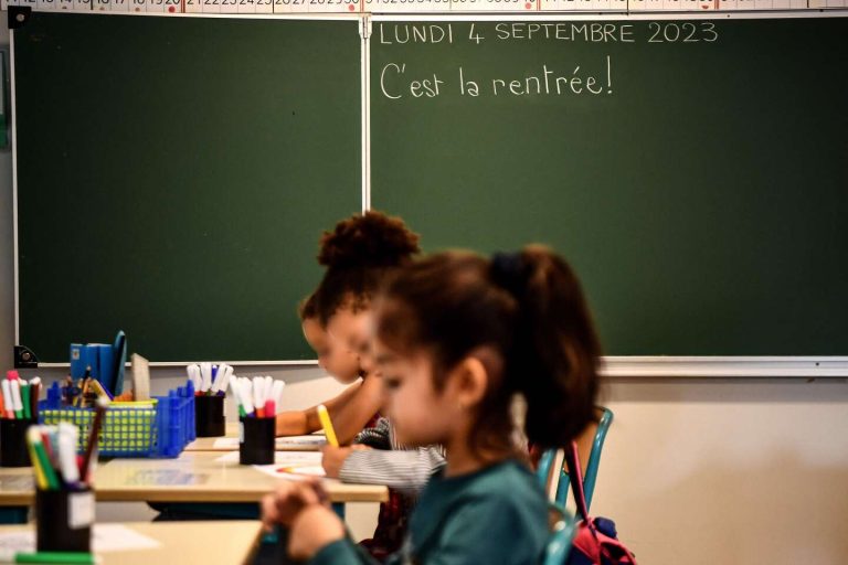 Bouajila Lui-même Éducation, Enseignants, étudiants Et Apprentissage