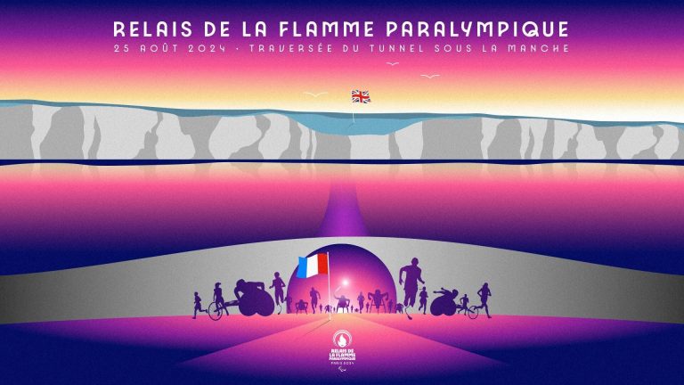 La Flamme Paralympique De Paris Est Allumée Avant Le Voyage Depuis Le Village Anglais, Sous La Mer Et Sur Terre