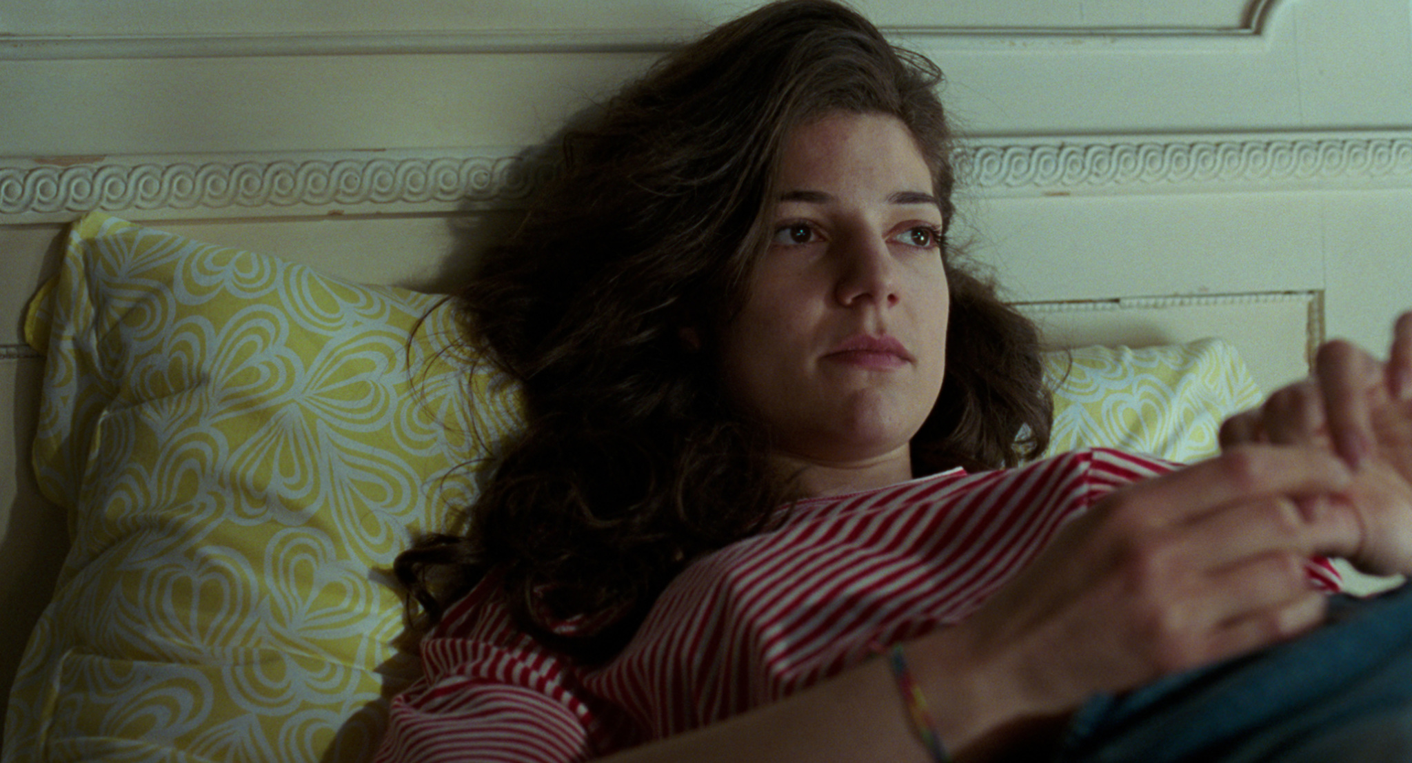 search image 2 Esther Garrel Relation, femme, petite amie et aventures 2