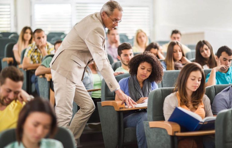 Philippe Noiret Éducation, Enseignants, étudiants Et Apprentissage